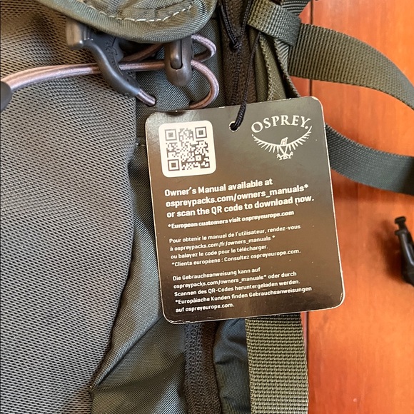 Osprey Atmos 65 AG Olive and Orange Backpack - Picture 3 of 5